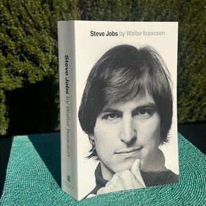 Steve Jobs by Walter Isaacson Book-bestseller biography-brand new, never used